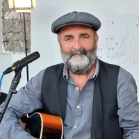 Felipe Zelaietarekin kantari