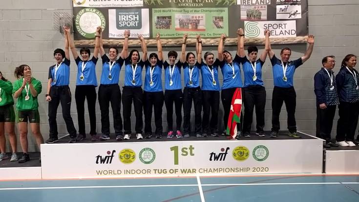 Badaiotz taldeak bi urre eta zilar bat lortu ditu Munduko Sokatira Txapelketan