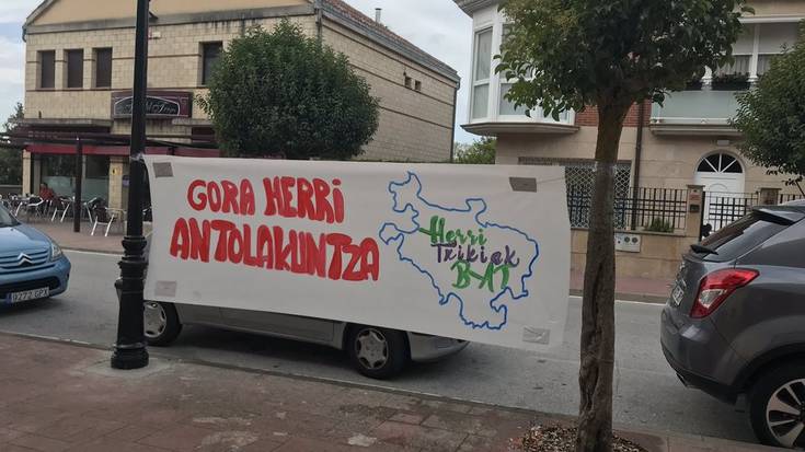 Herri Txikiak Bat egitasmoa zabaltzen jarraitzeko hitzordua Mendiolan