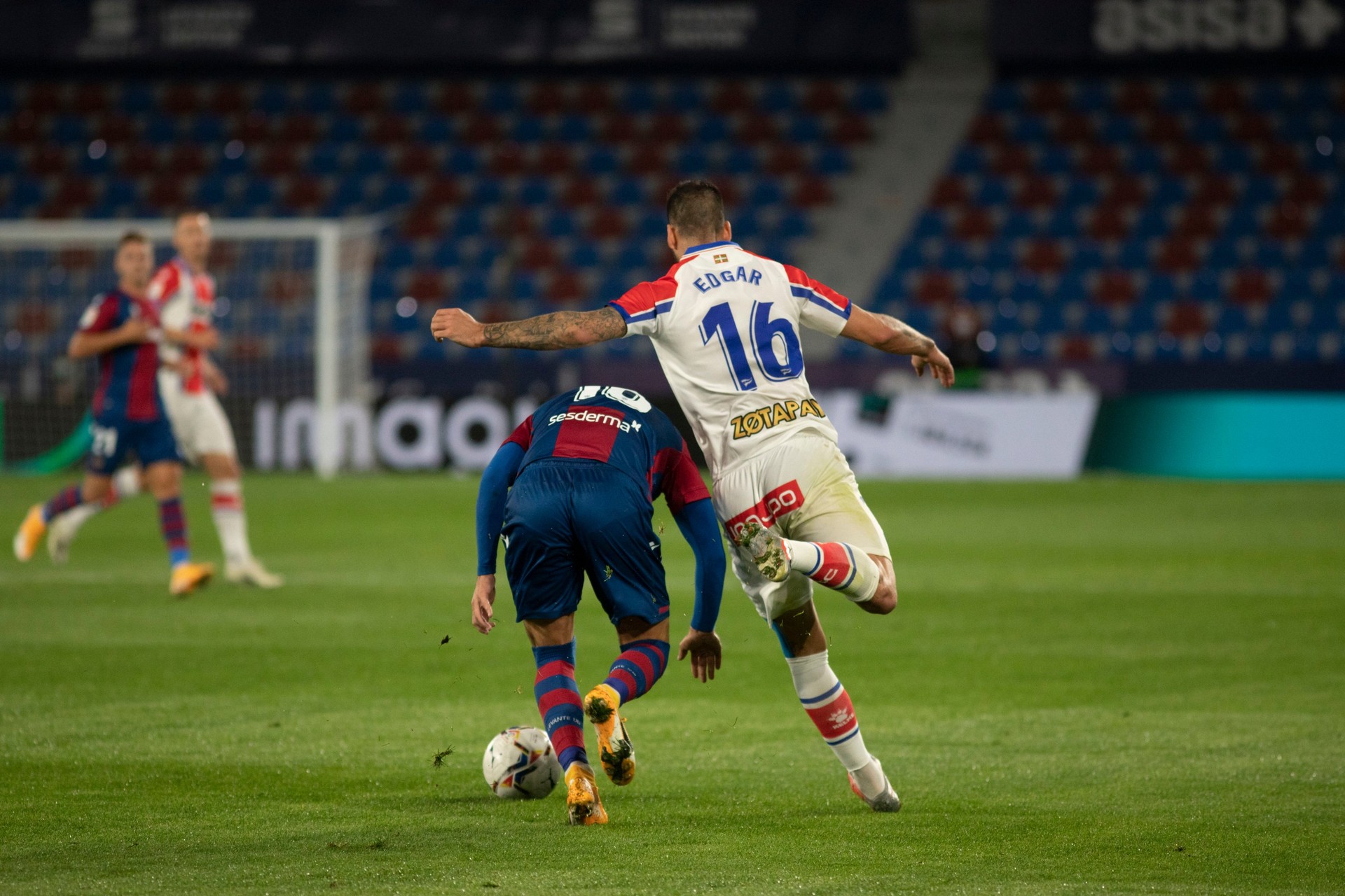 Alavesek aurrera begiratzeko puntua lortu du