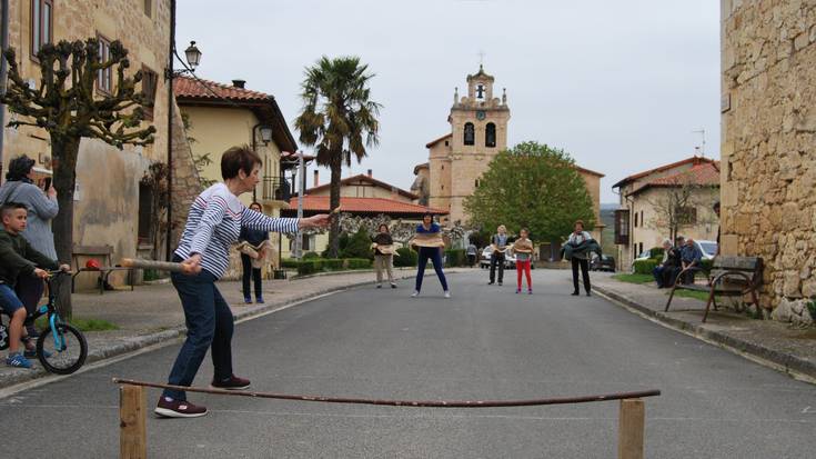 Makila-jaurtiketa joko bihurtuta