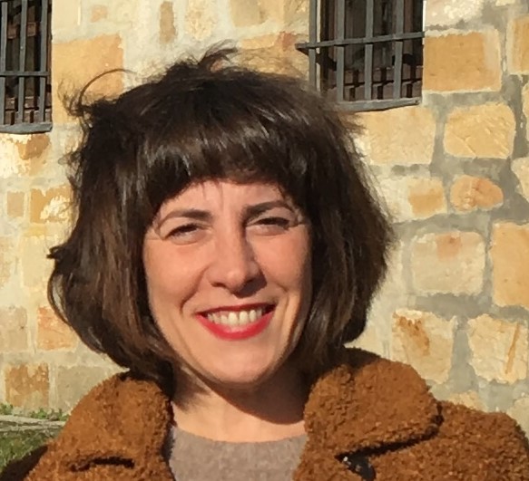 "Liburuek uzten dituzten emozioez aritzen gara"