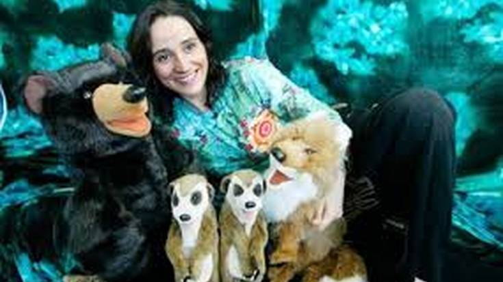 'Beti lagun' txotxongilo ikuskizuna