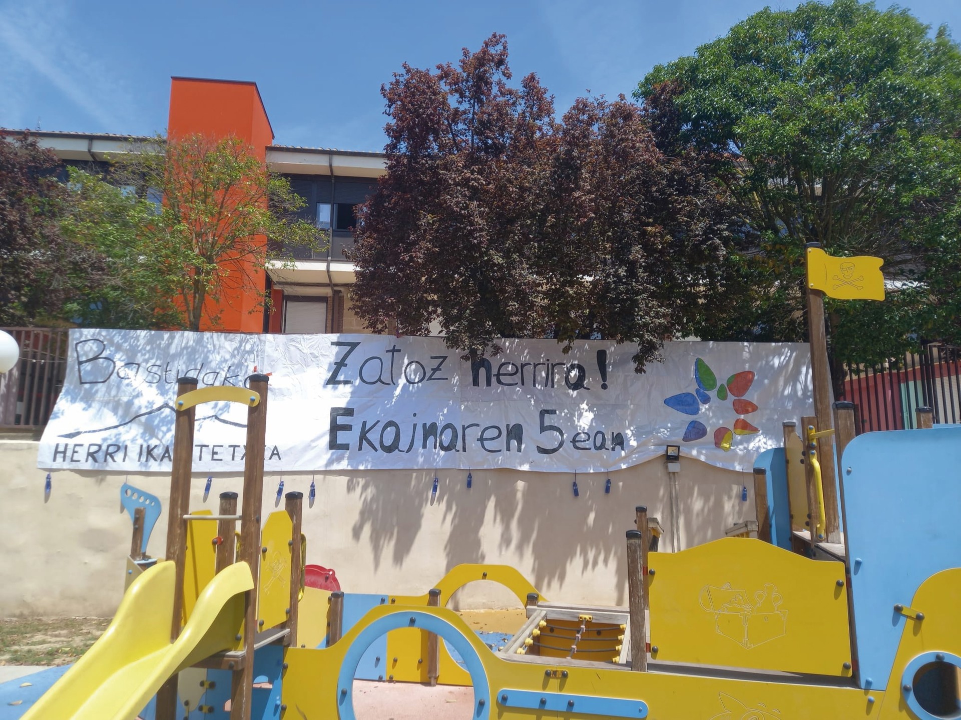 Haziak goratzeko jaia, Bastidan