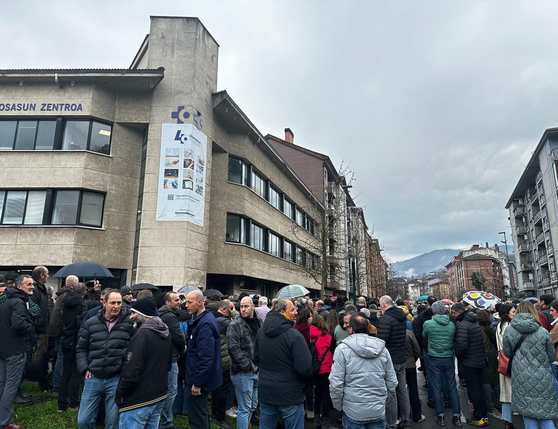 Pertsona bat hil zen ostiralean Laudioko osasun zentroan, medikurik ez zegoenean