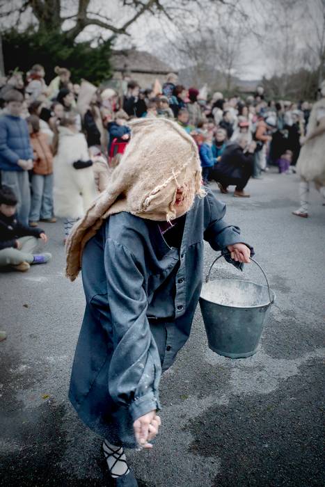 Zalduondo. Errautsa zabaltzen.