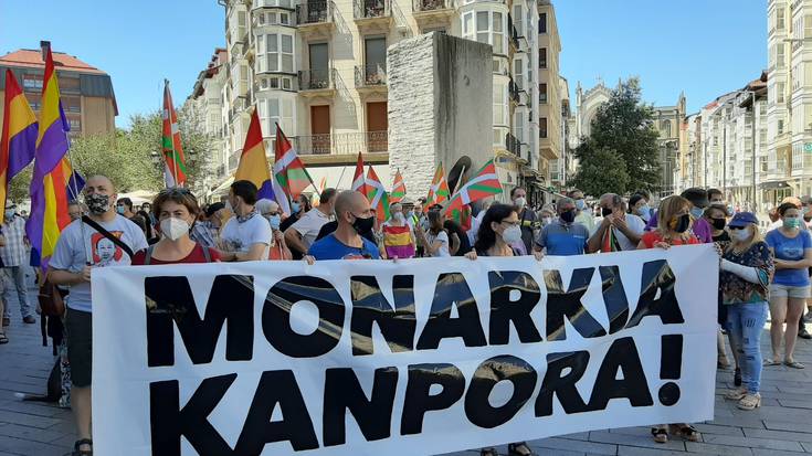 Monarkiaren aurkako elkarretaratzea Gasteizen