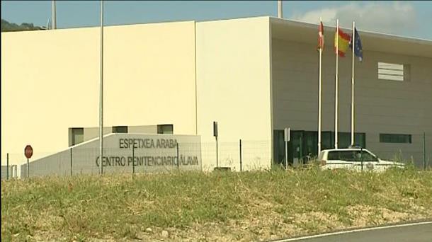Istilu bat izan da Zaballako espetxean