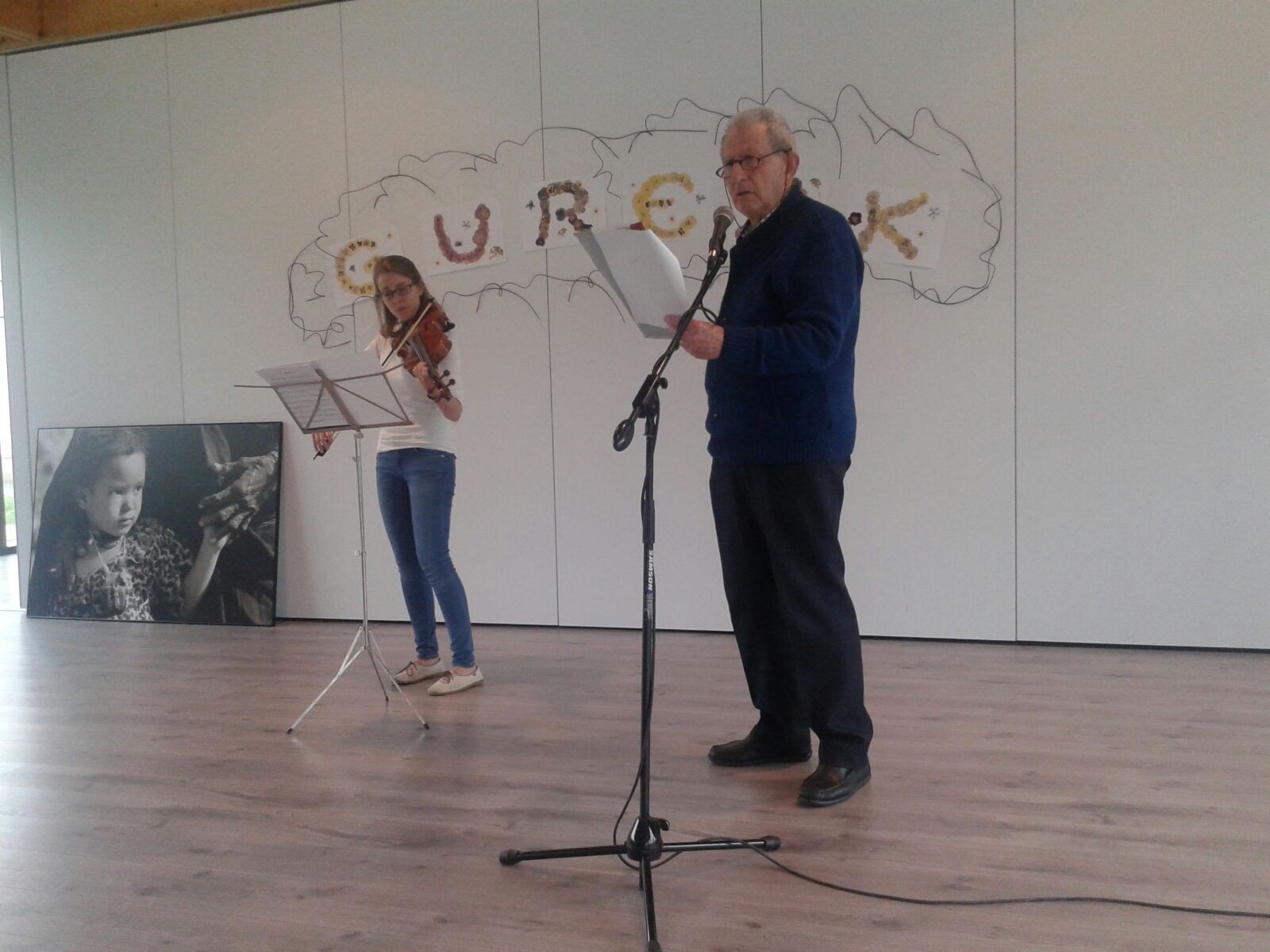 Poesiaz zipriztinduko dituzte Maeztuko bazterrak 