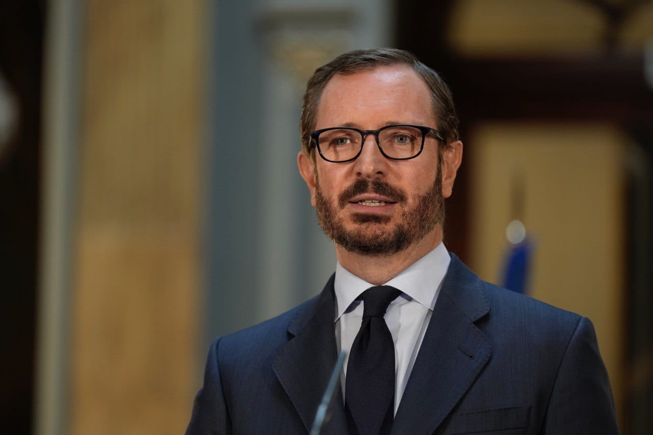 Javier Maroto salatu dute Sotosalbosen "irregularki" erroldatzeagatik