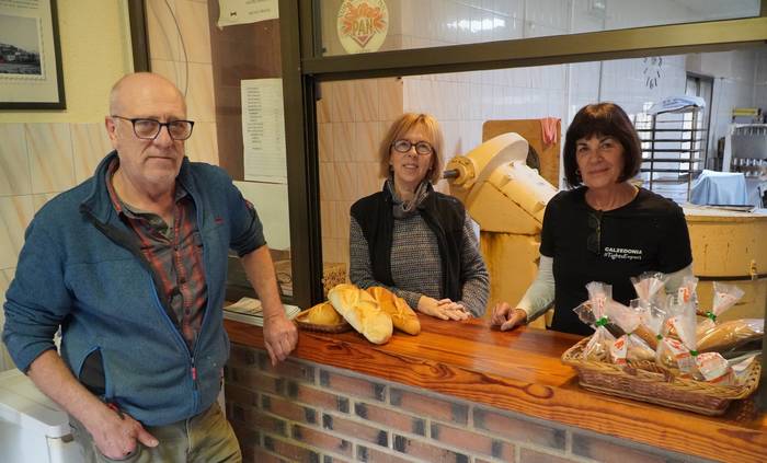 Azkeneko ogi labekadak