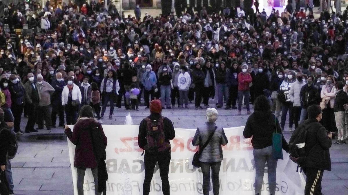 Gizon bat atxilotu dute Gasteizen, emakume bati eraso egitea leporatuta - Gasteiz | Alea
