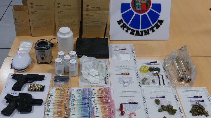 Hiru atxilotu Gasteizen drogarekin trafikatzeagatik