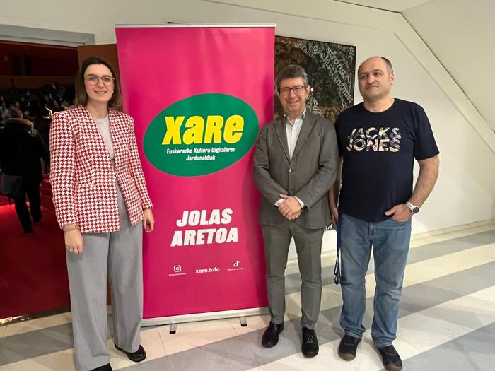 672 gazte euskarazko 'unibertso digitalean' murgiltzen ari dira