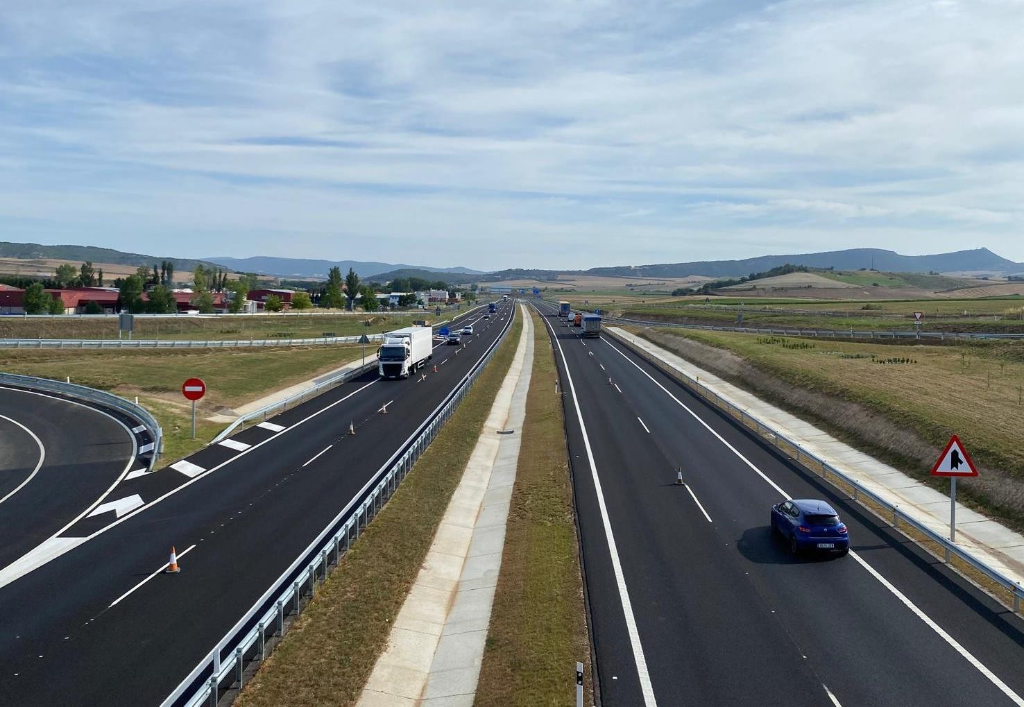 A-1 autobidea itxiko dute gauez aste honetan, Burgosko noranzkoan