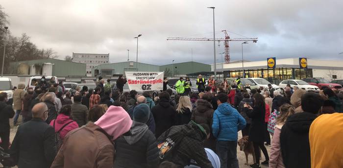 Iturritxuko gasolindegiaren aurkako alegazio guztiak atzera bota ditu Gasteizko Udalak