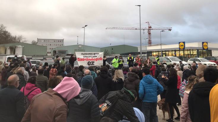 Iturritxuko gasolindegiaren aurkako alegazio guztiak atzera bota ditu Gasteizko Udalak
