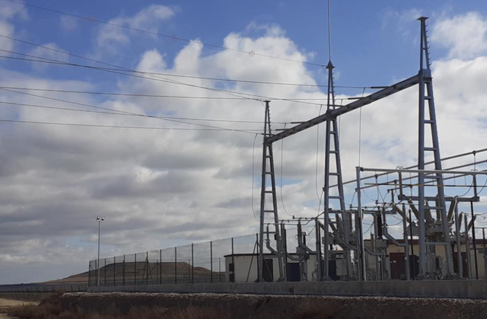 Babesguneetan, linea elektrikoa