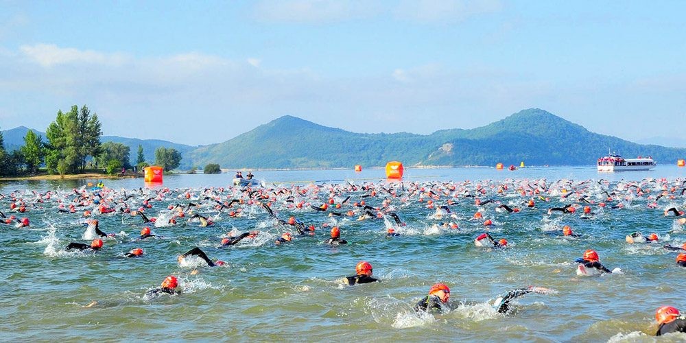 25 urteko partaide bat hil da triatloian lehian