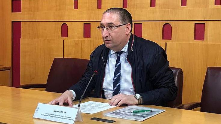 Zinegotzi lanak utzi eta Diputaziora bueltatuko da Felipe Garcia