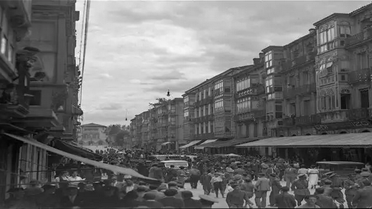 'VG 1936. Uda batean gerran' erakusketara bisita gidatua