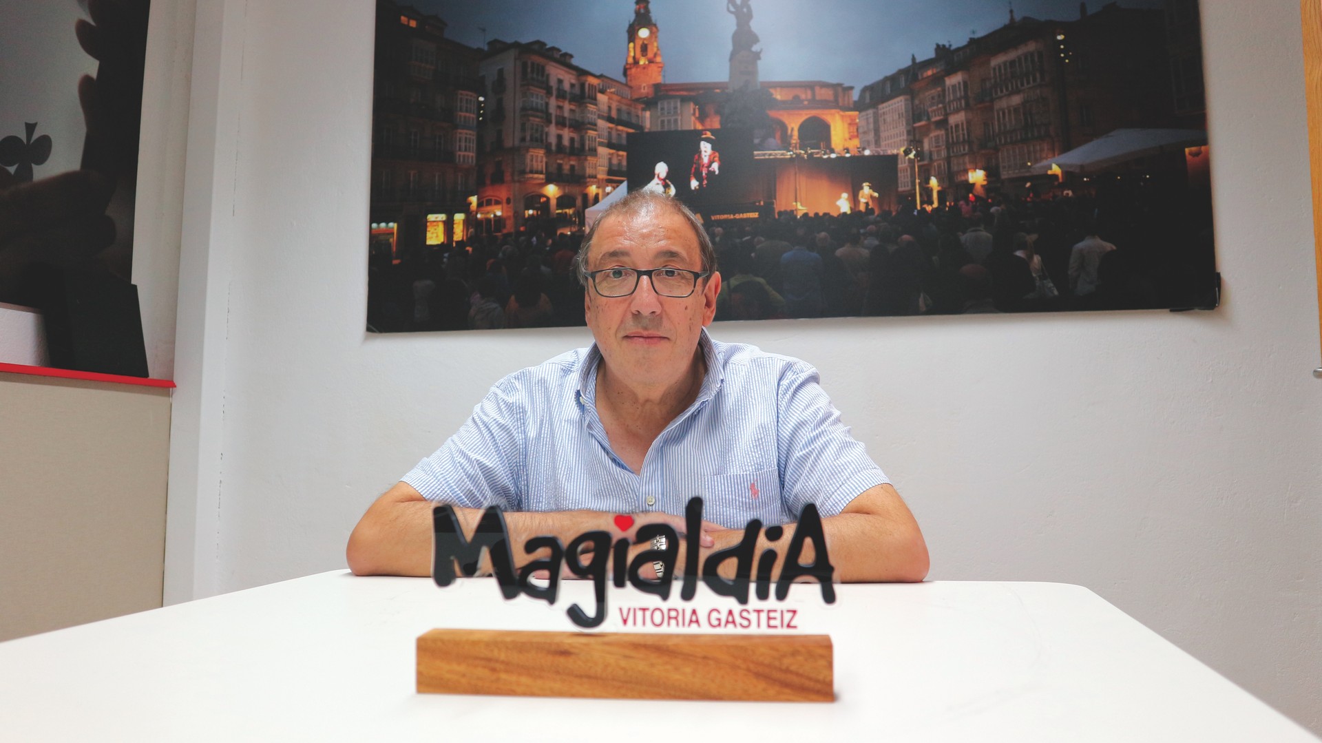 "Gakoa ez dago trukoan, magoaren nortasunean baizik"