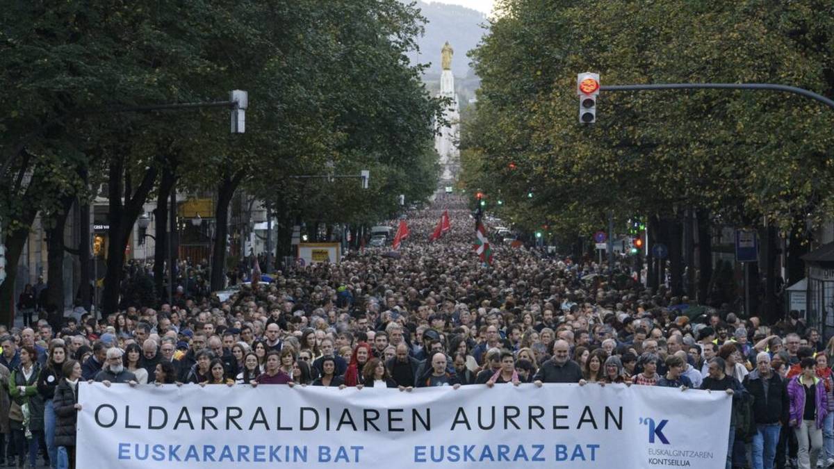 Oldarraldiak hezkuntzara salto egin duela salatu du Kontseiluak