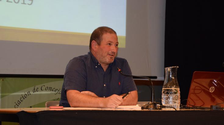 "Despopulazioari aurre egiteko neurri politikoak behar dira"