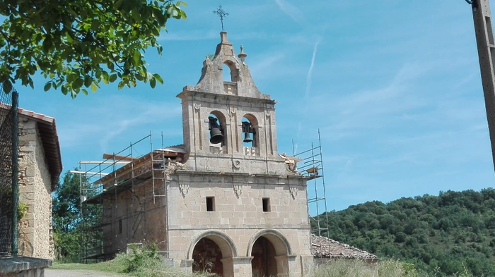 Morazako eliza herri elkarte bihurtzeko jaialdia larunbatean