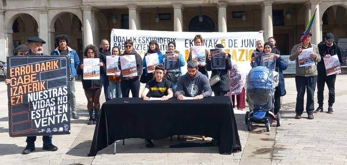 Errolda eskubidea aldarrikatzeko manifestaziora deitu dute