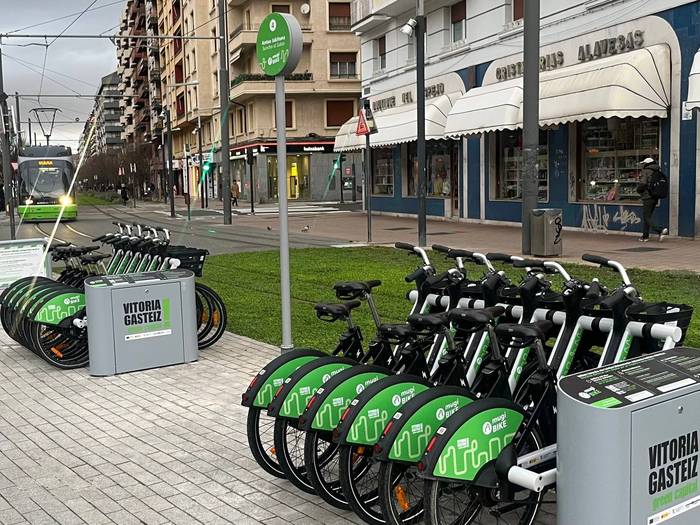 MugiBike zerbitzuan 15.000 bidaiatik gora egin dira lehen sei hilabeteetan