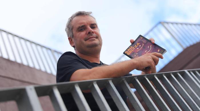 'Gau beltza: itzalitako kalabazen berpiztea' hitzaldia