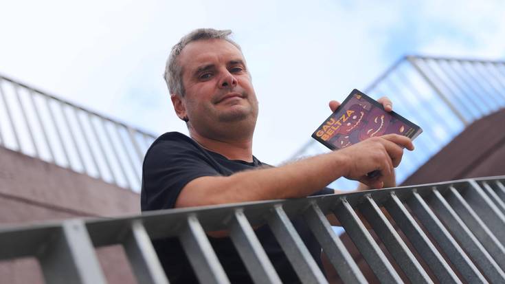 'Gau beltza: itzalitako kalabazen berpiztea' hitzaldia