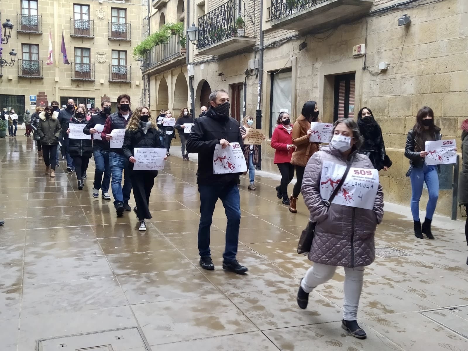 Arabako Errioxako ostalaritza ere kalera atera da