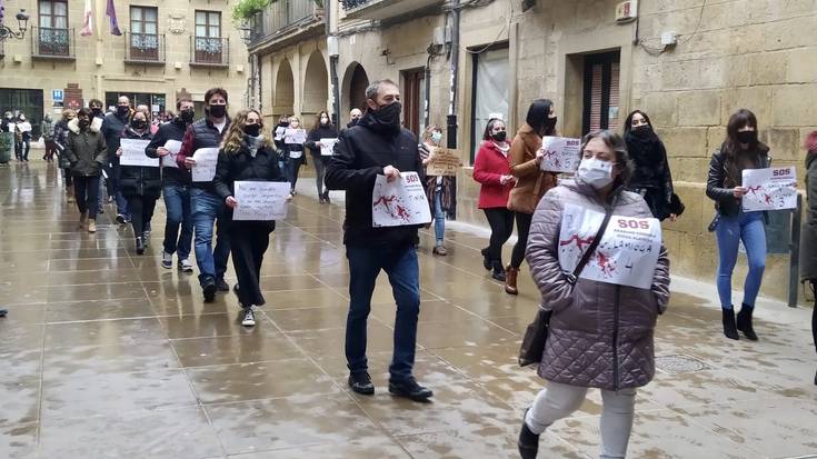 Arabako Errioxako ostalaritza ere kalera atera da