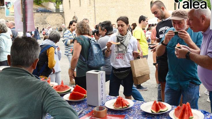 Angostoko Azokaren XXXII. edizioan, jendetza eta salaketa