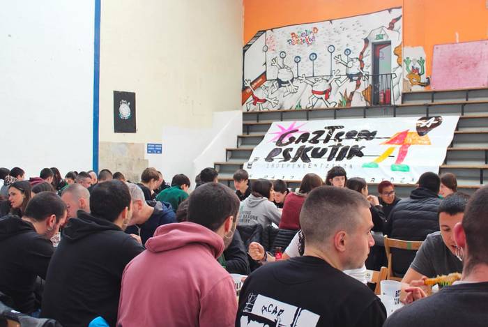 Independentzia Eguna antolatu du Ernaik Gasteizen