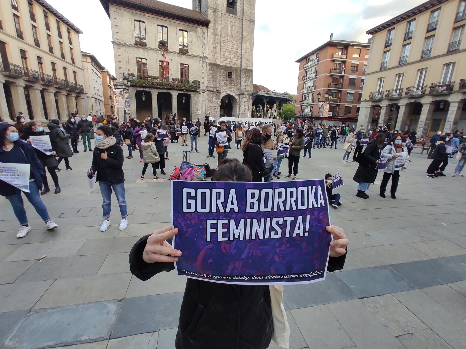 Erakusketa batek Aiaraldeko mugimendu feministaren historia jaso du