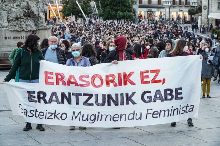 Gasteizko jaietan lau gizon atxilotu dituzte hiru egunetan indarkeria matxistagatik