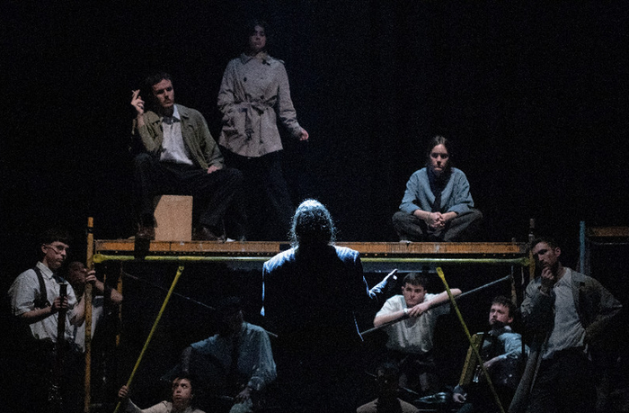 'Bigarrenez Aresti etorkizunaren aurrean', Ekida