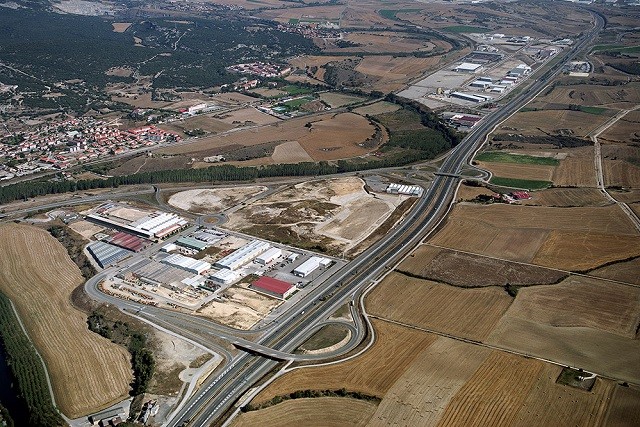 Los Llanos industrialdean kokatuko du Lidlek logistika gune berri bat