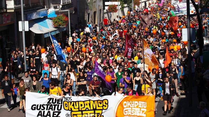 Urriaren 21ean Gasteizko kaleak betetzera deitu dute