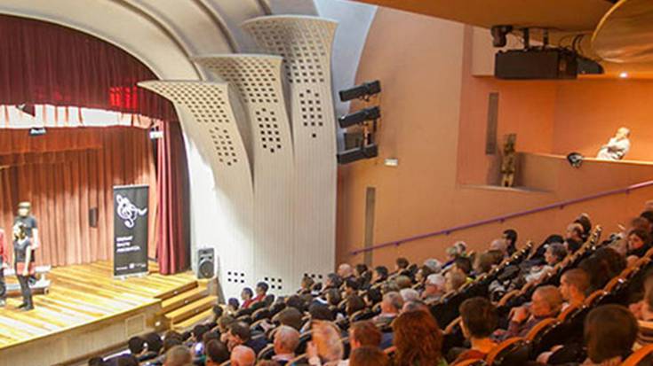 [POETAK MAIATZEAN] 'Bertsoak versus'