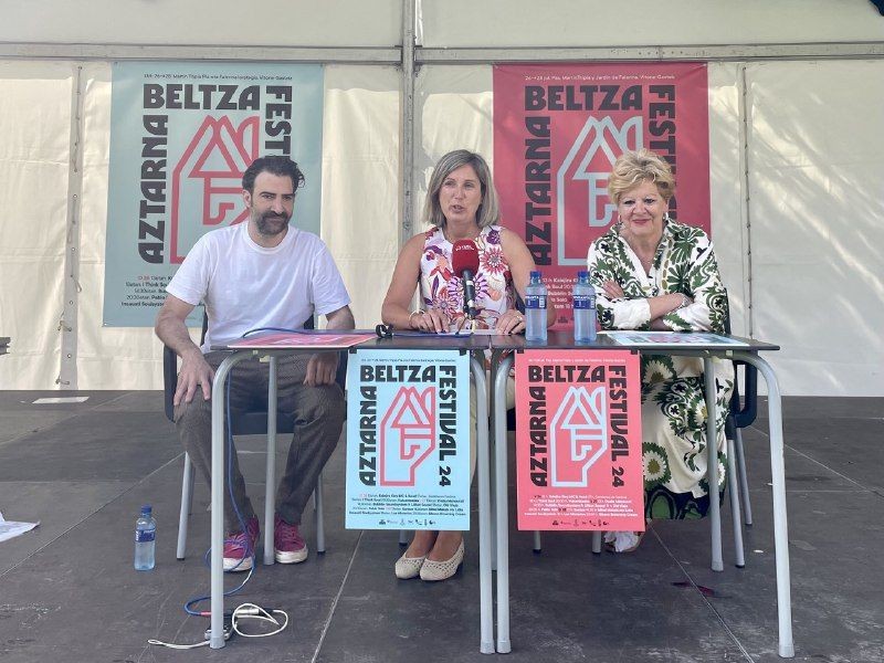 Aztarna Beltza heldu da Gasteiza