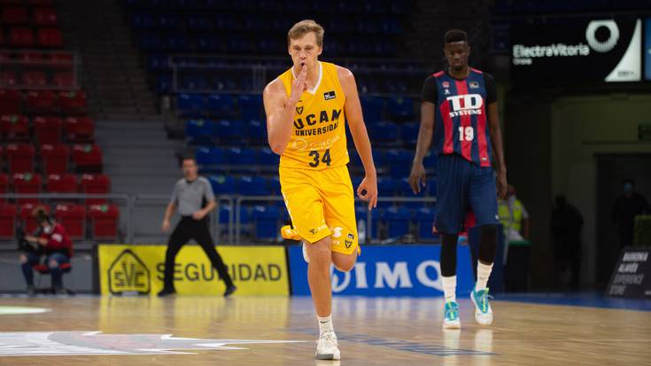 Denboraldiko lehen porrota Baskoniarentzat