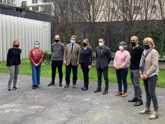 EAEko erakunde publikoek euskarazko hedabideak finantzatzeko hitzarmena berritu dute