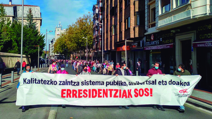 Hildako nagusiak omenduko dituzte