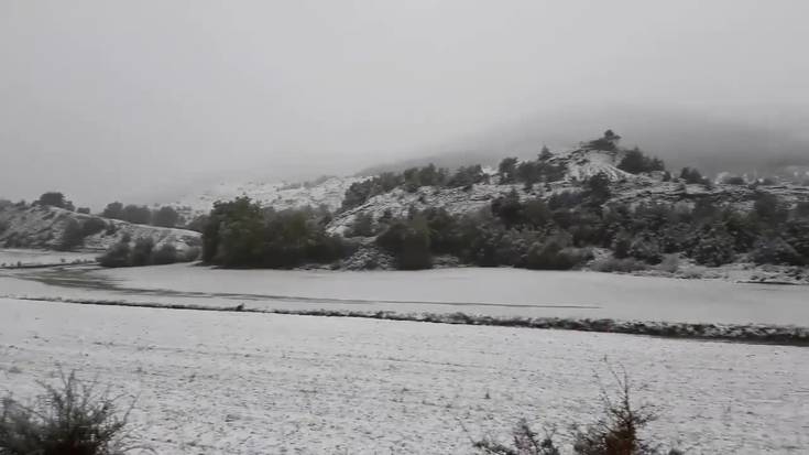 Arazoak sortzen ari da elurra Arabako hainbat mendatetan