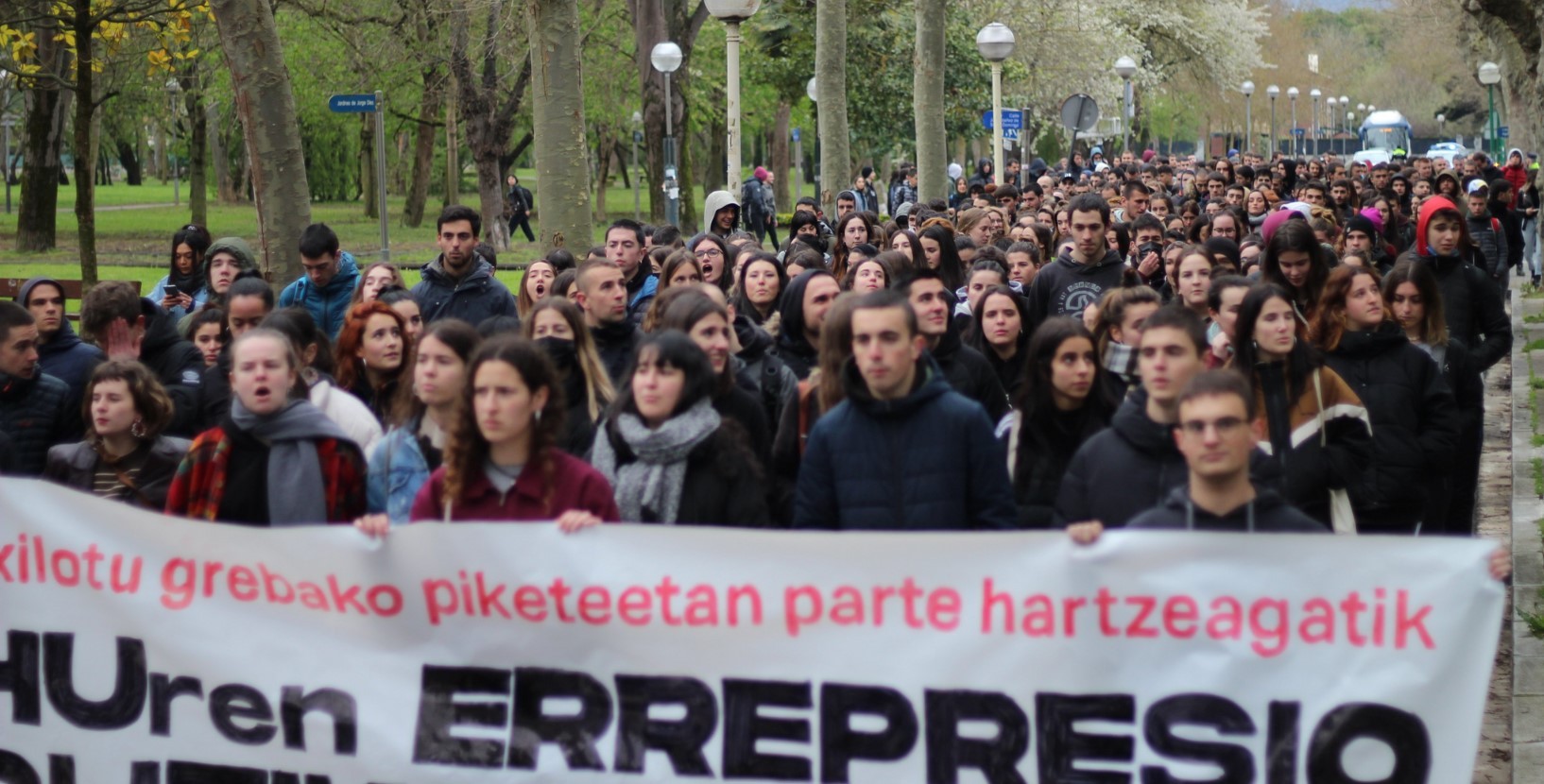 Atxiloketak Euskal Herriko Unibertsitatean