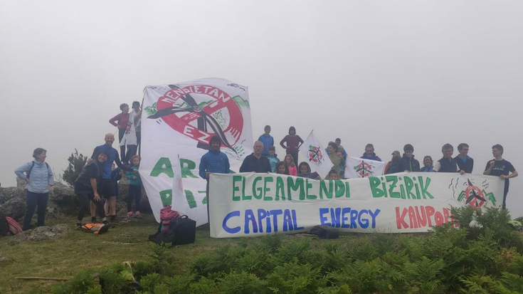 Elgeamendira igo dira Capital Energy enpresaren proiektu eolikoaren aurka